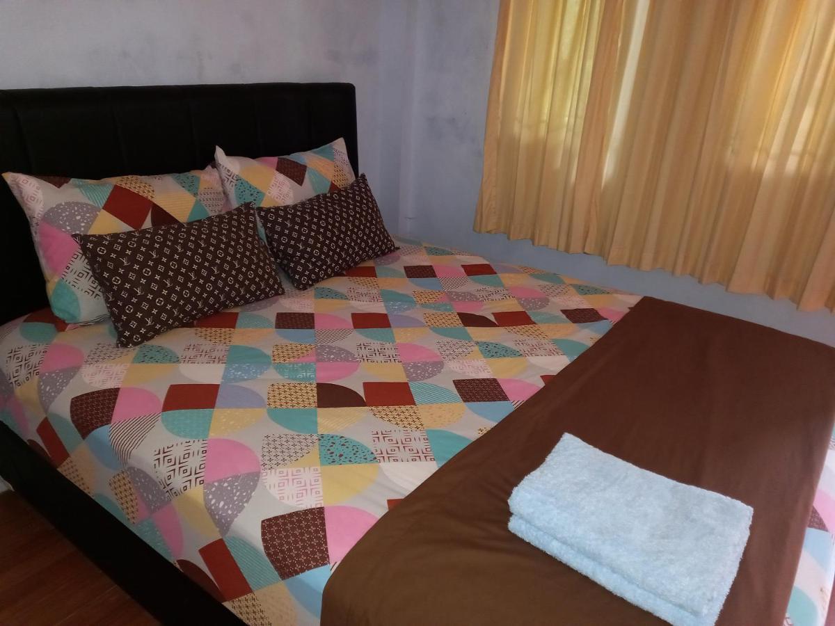 Juda Homestay Banyuwangi  Exteriör bild